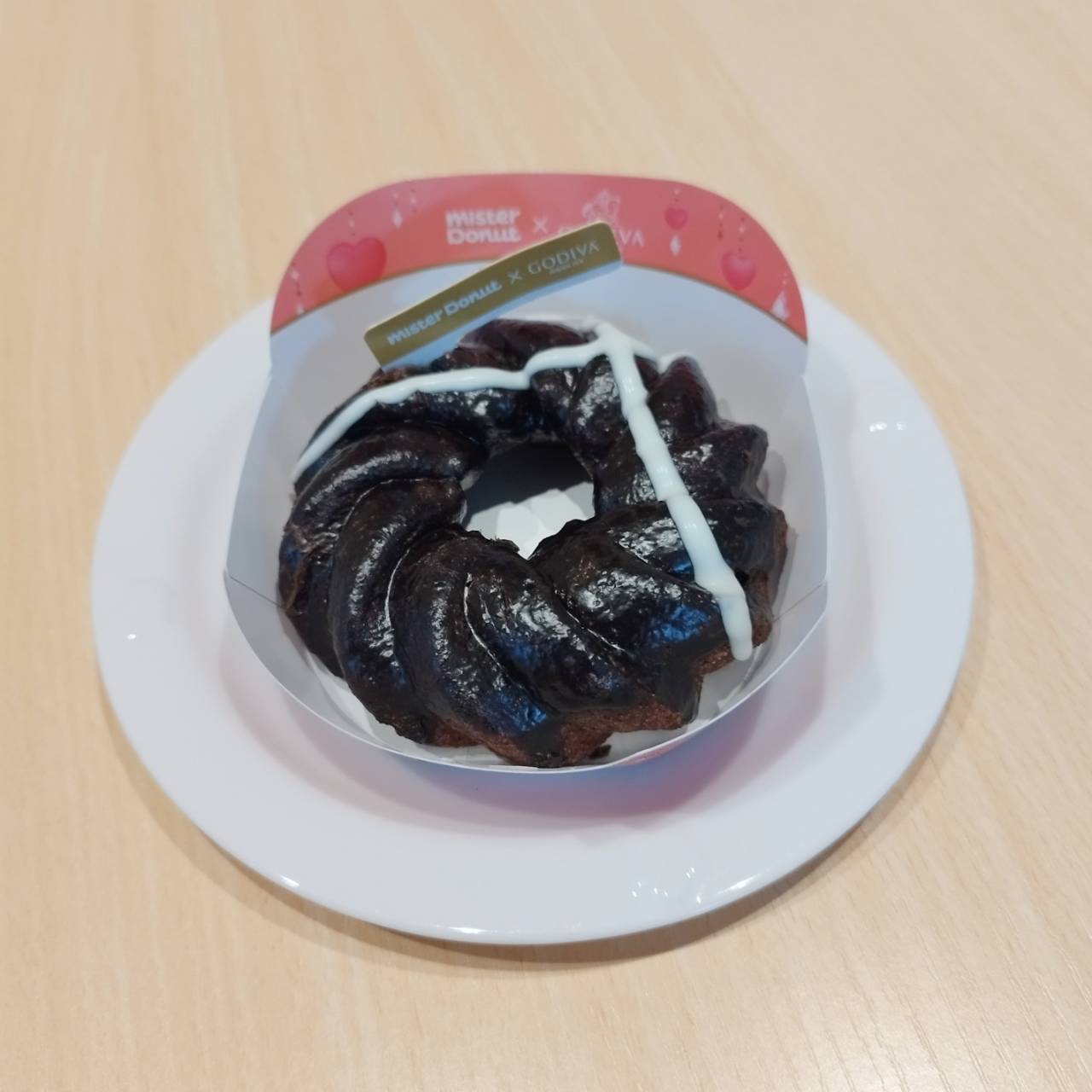 Food misterdonut godiva 2026 1