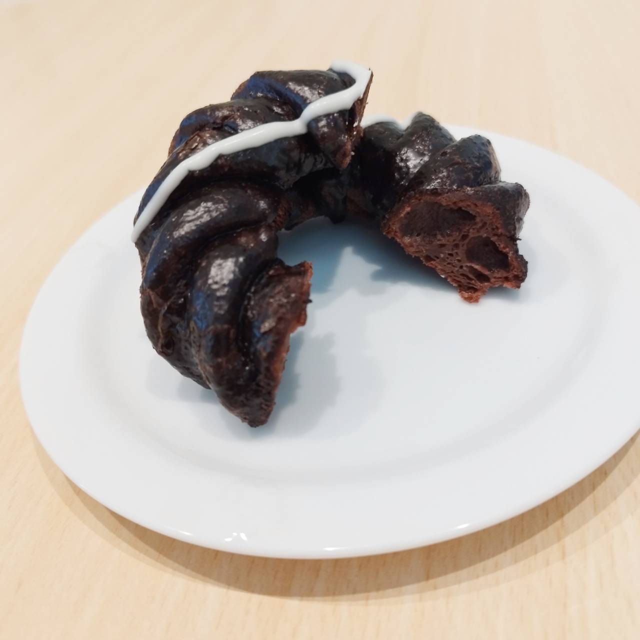 Food misterdonut godiva 2026 1